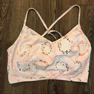 KJ large v crop kiwi